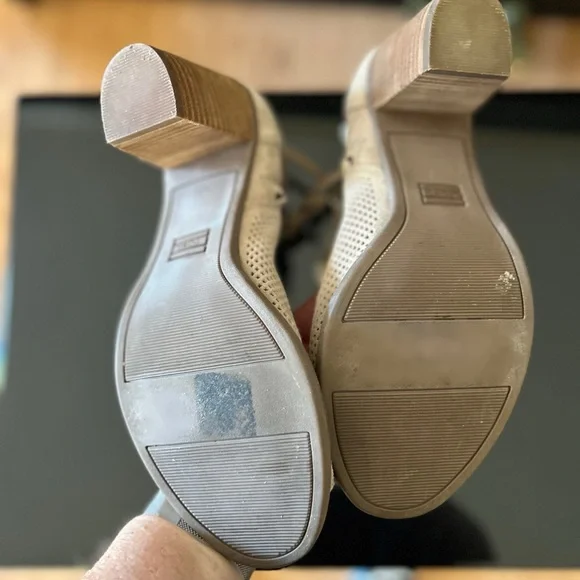 Women's Tom’s Tan Ankle Boots - Picture 5 of 6